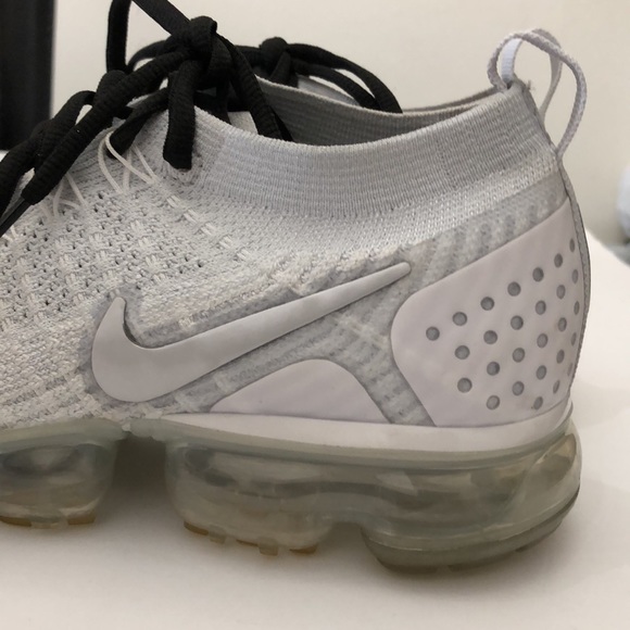 NIKE AIR VAPORMAX FLYNIT 2 WHITE GRAY RUNNING SNEAKERS MENS SIZE 7 - Picture 4 of 16